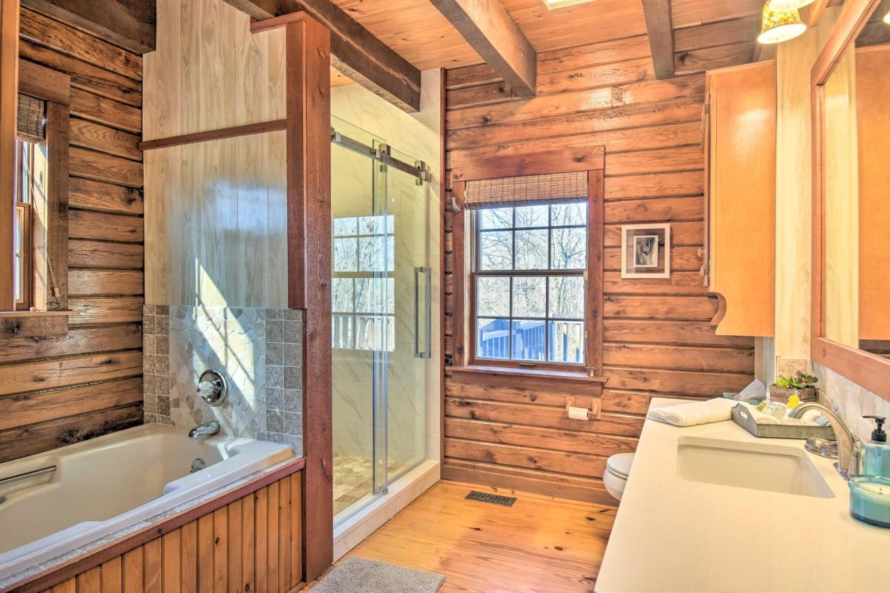 Luxury Pearcy Cabin With 5 Private Acres And Hot Tub! Экстерьер фото
