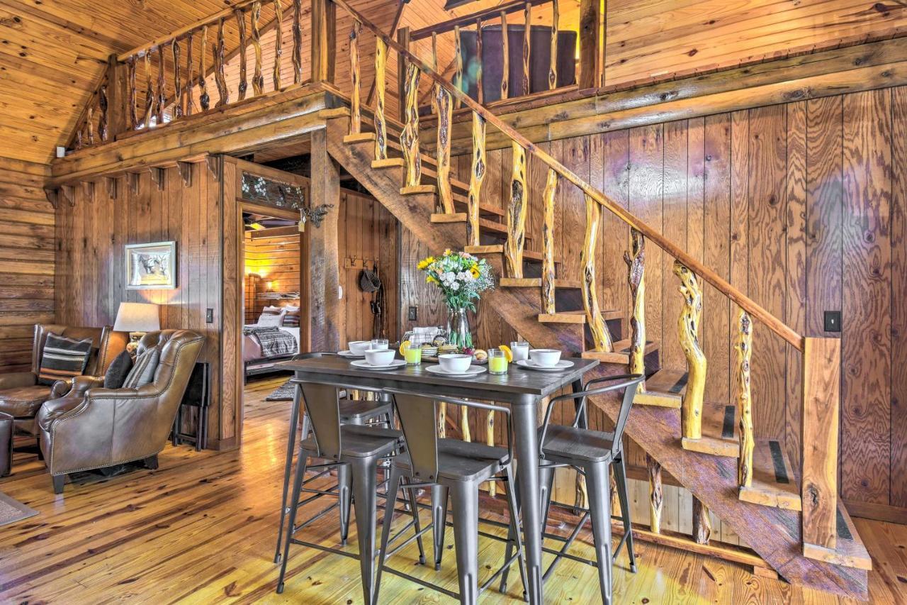Luxury Pearcy Cabin With 5 Private Acres And Hot Tub! Экстерьер фото