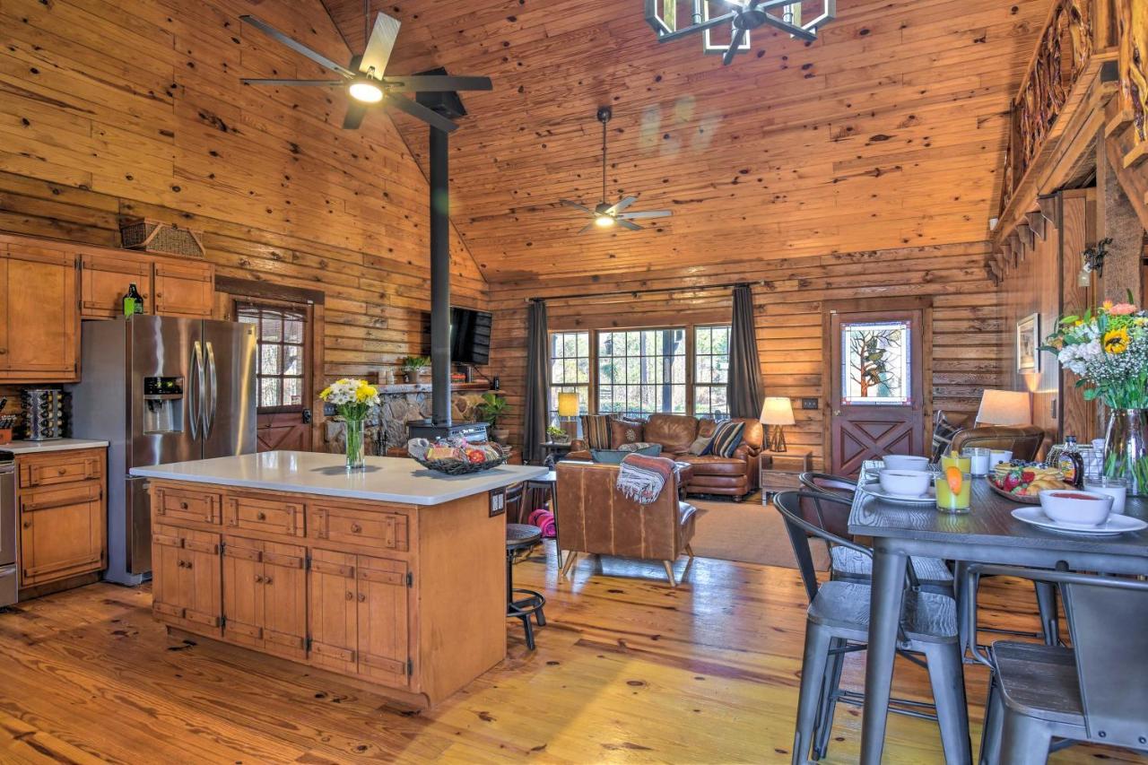 Luxury Pearcy Cabin With 5 Private Acres And Hot Tub! Экстерьер фото